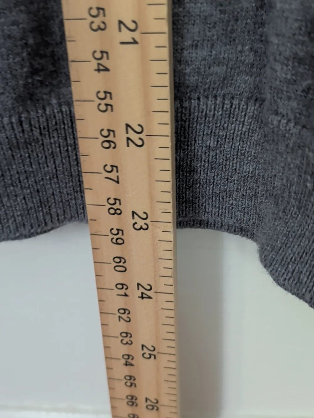 Brooks Sport Sweater Shirt Gray V-Neck 1/4 button Cotton Knit Long Sleeve Polo